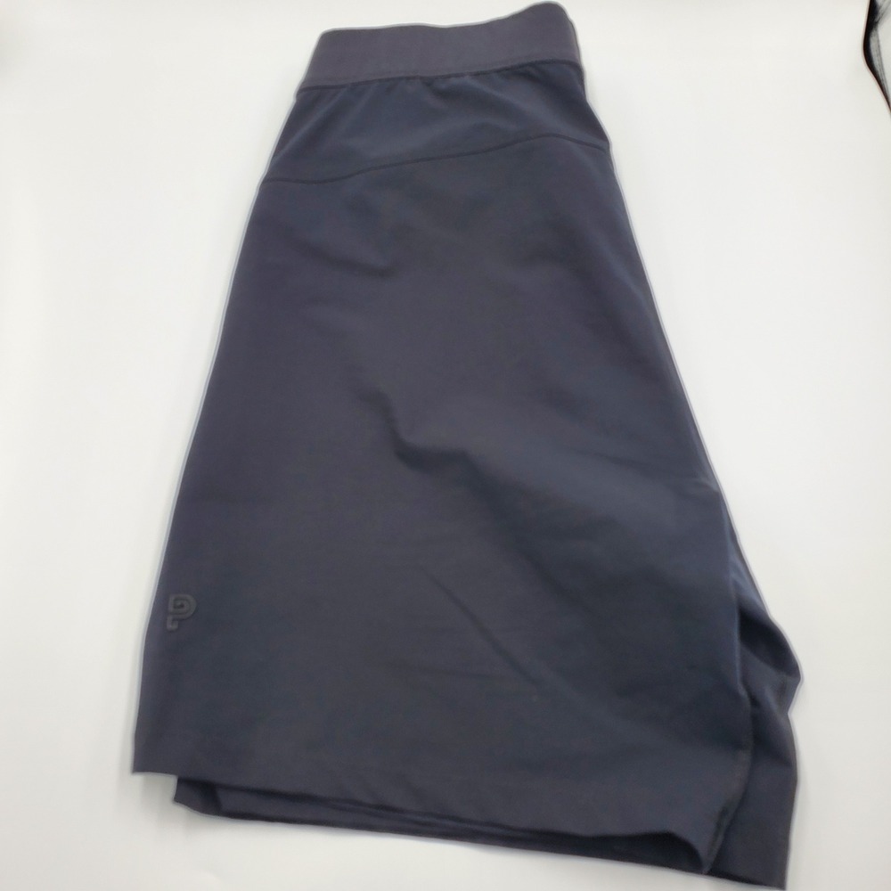 Public Rec‎ Mens Athletic Shorts Charcoal Gray Size 30 Elastic Waist Stretch 7in
